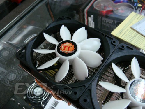 Сістэма астуджэння Thermaltake ISGC-V320