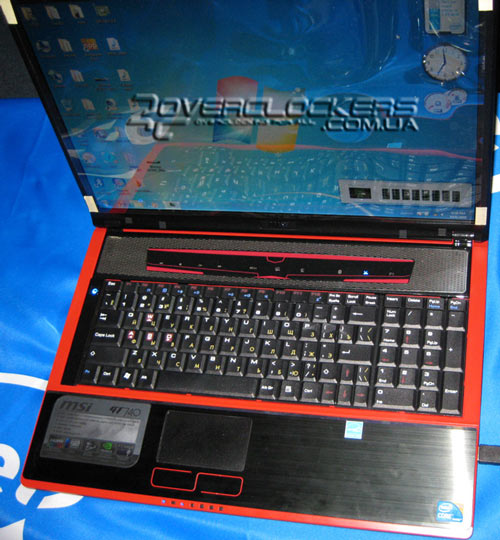 наўтбук MSI GT740