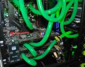 відэакарты NVIDIA GF100 у 3-Way SLI