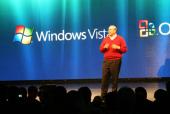 Генеральны дырэктар Microsoft Стыў Балмер на ўрачыстай прэзентацыі Windows Vista (Нью-Ёрк, 30 студзеня 2007 гады)